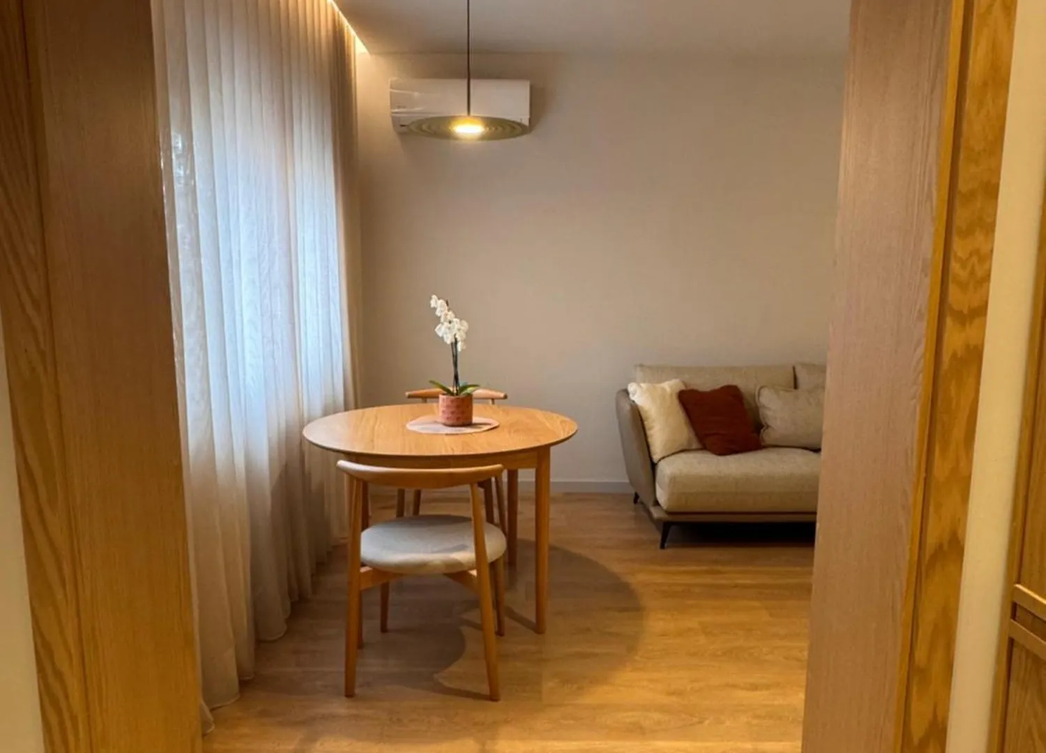דירה טיראנה Chic Apt With New Bazaar View