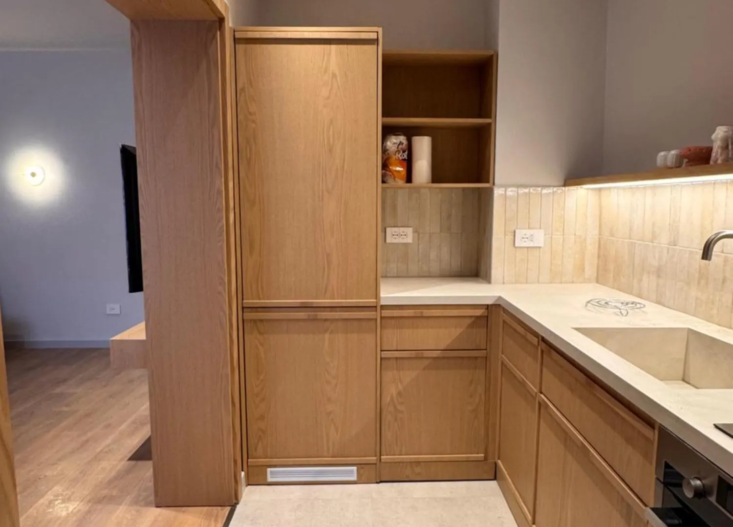 טיראנה Chic Apt With New Bazaar View 0*,