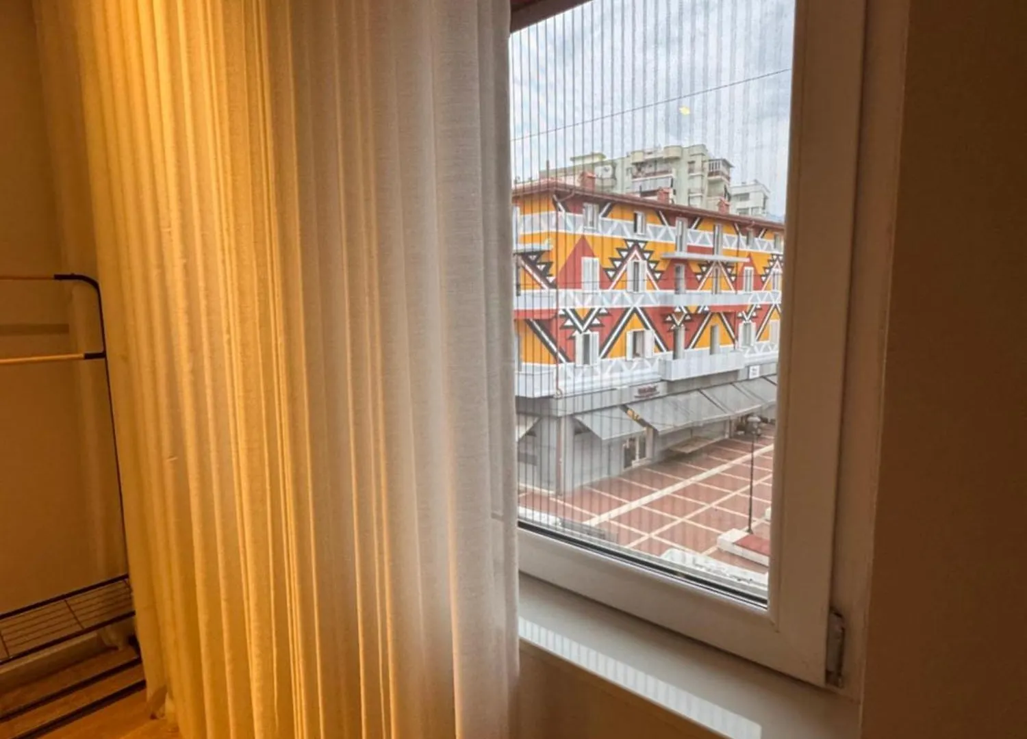 טיראנה Chic Apt With New Bazaar View אלבניה