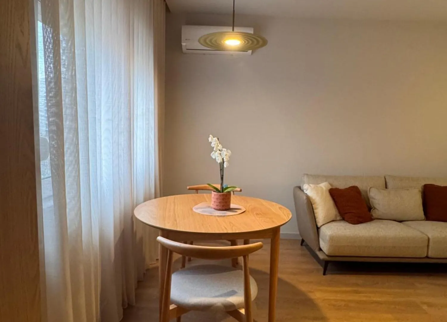 טיראנה Chic Apt With New Bazaar View 0*,