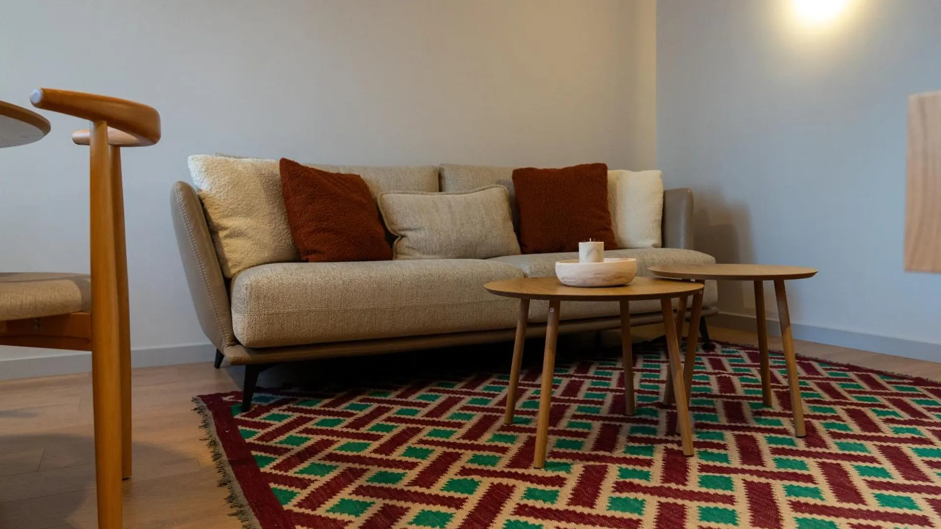 טיראנה Chic Apt With New Bazaar View 0*,