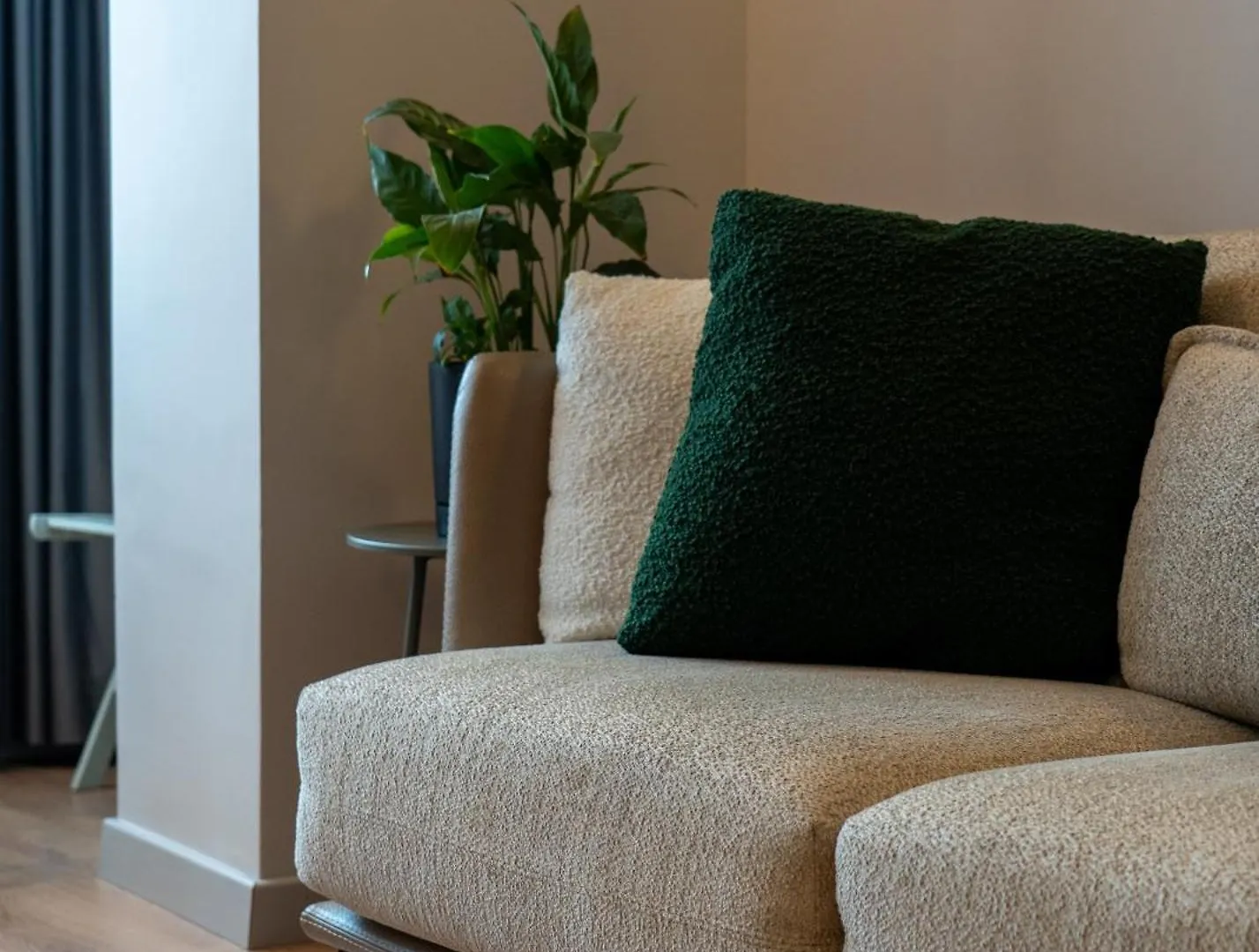 טיראנה Chic Apt With New Bazaar View